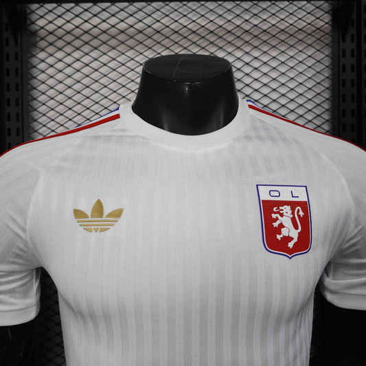 Maillot Lyon concept 2025-26