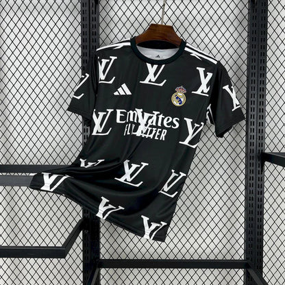 Maillot Real Madrid concept 2025-26